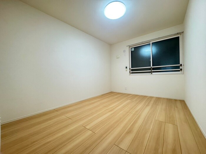 物件内観写真9　(居室)