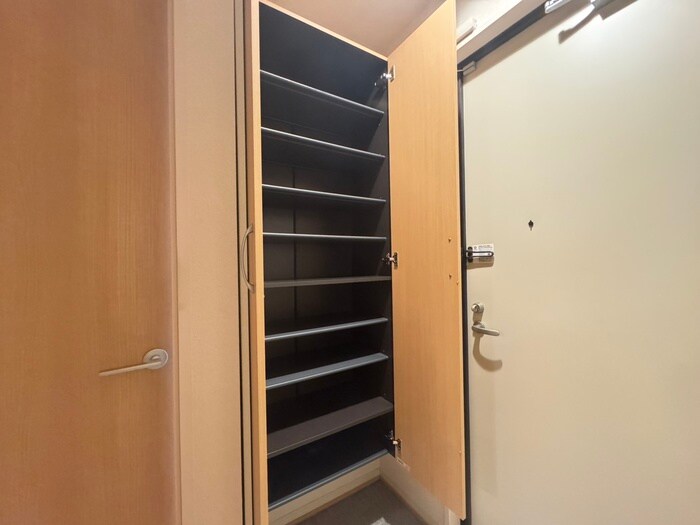 物件内観写真18　(靴箱)