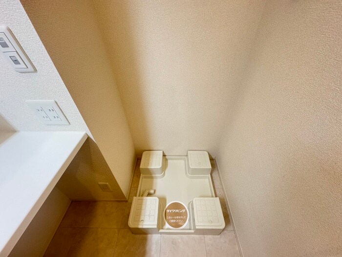 物件内観写真22　(洗濯機置場)