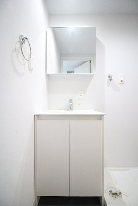 物件内観写真12　(洗面)