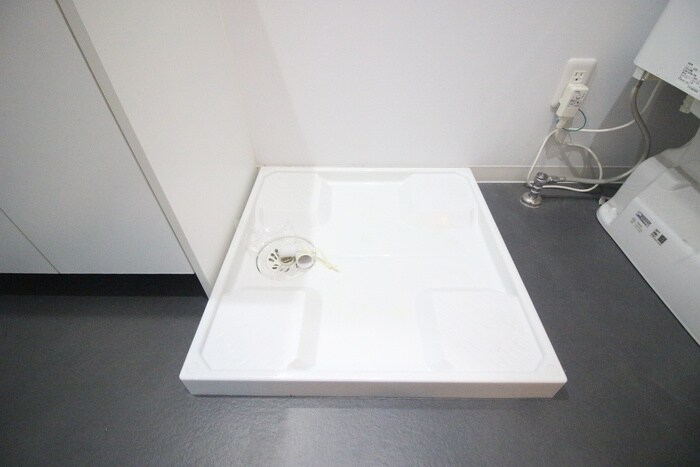 物件内観写真13　(洗濯機置場)