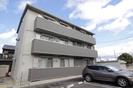 AMAZING GRACE 若松外観写真