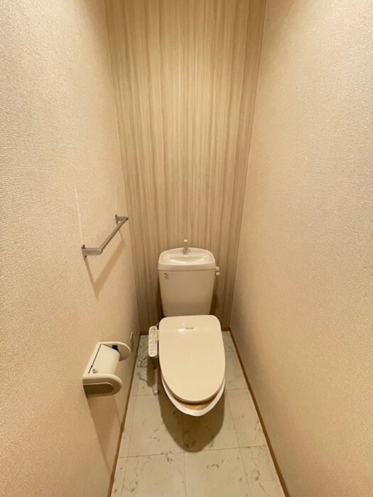 物件内観写真11　(トイレ)