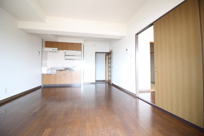 物件内観写真9　(居室)