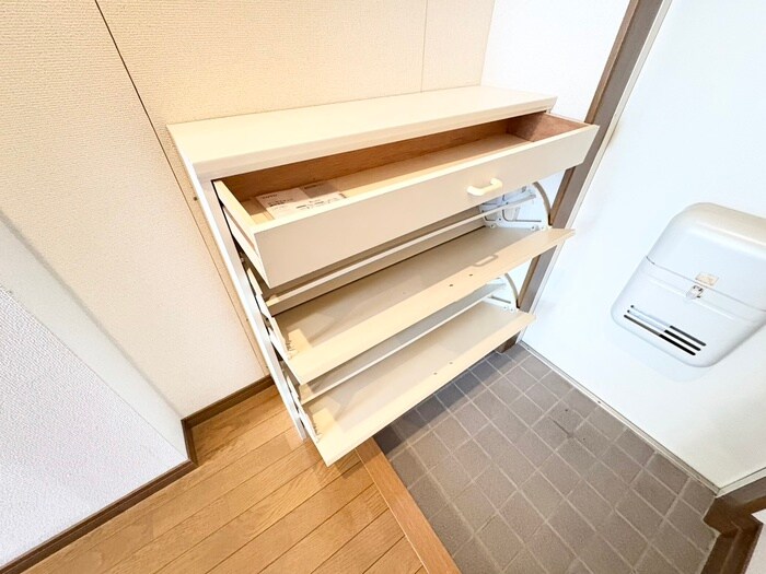 物件内観写真18　(靴箱)