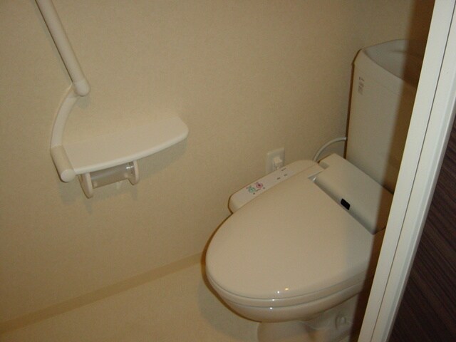 物件内観写真10　(トイレ)