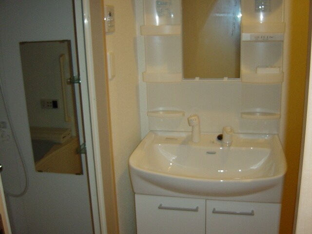 物件内観写真13　(洗面)