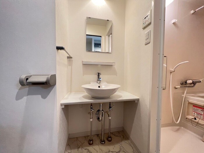 物件内観写真12　(洗面)