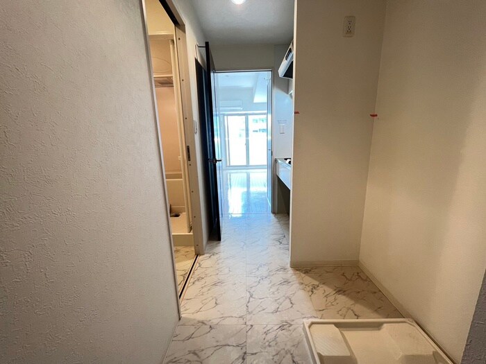 物件内観写真20　(廊下)