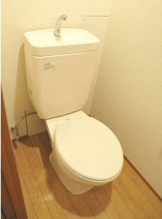 物件内観写真12　(トイレ)