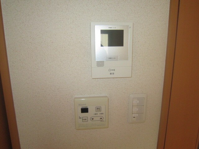 物件内観写真16　(廊下)