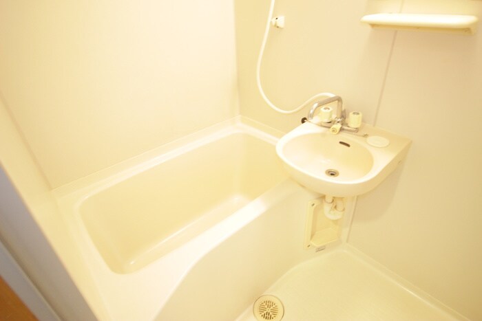 物件内観写真12　(バス／シャワールーム等)