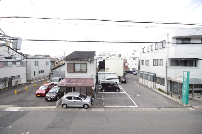 物件内観写真21　(室内からの展望)