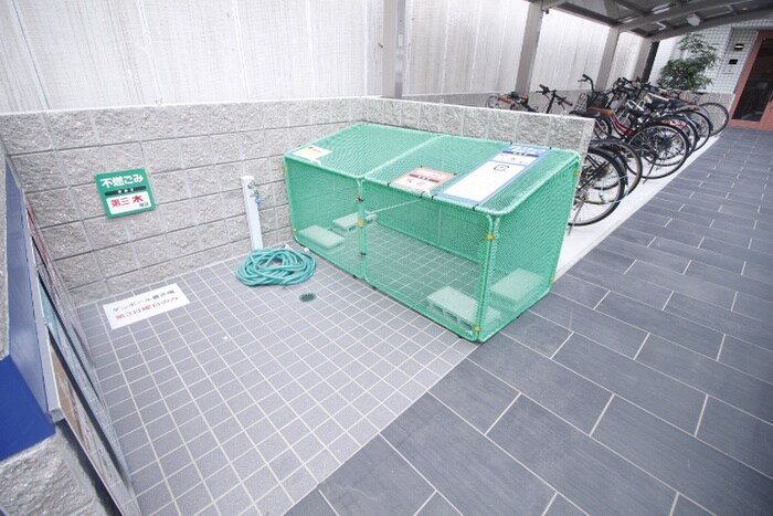 物件外観写真4　(建物設備)