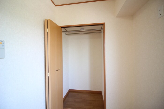 物件内観写真17　(収納)
