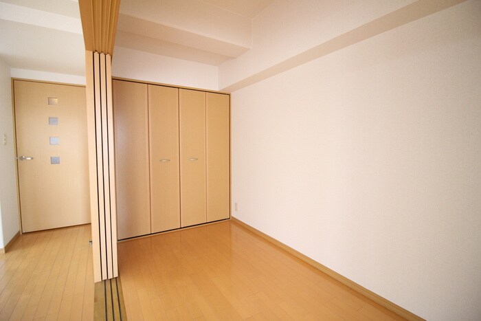 物件内観写真10　(居室)