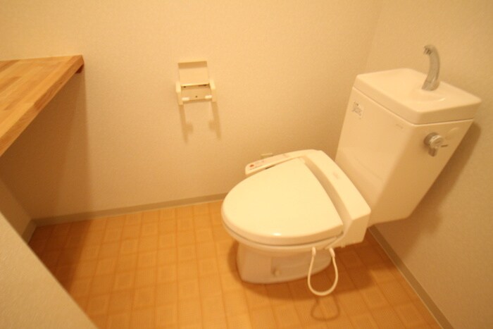 物件内観写真16　(トイレ)