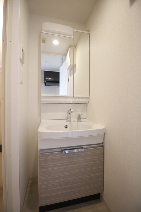 物件内観写真11　(洗面)