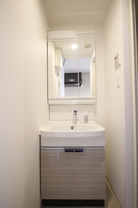 物件内観写真11　(洗面)