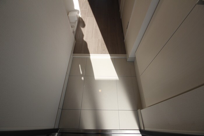 物件内観写真14　(玄関)