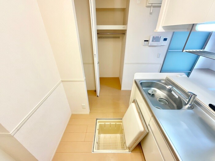 物件内観写真12　(内観写真)