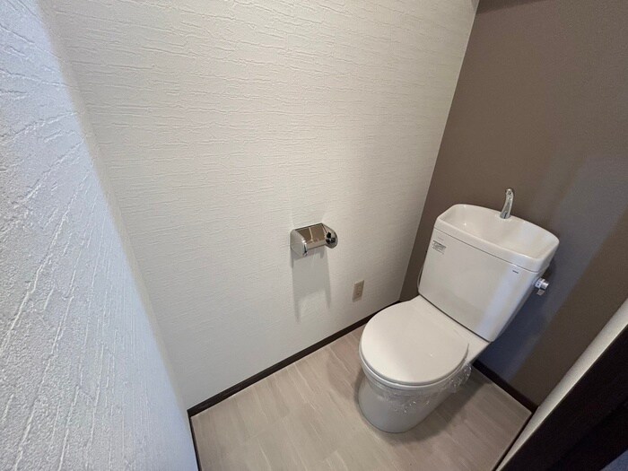 物件内観写真13　(トイレ)