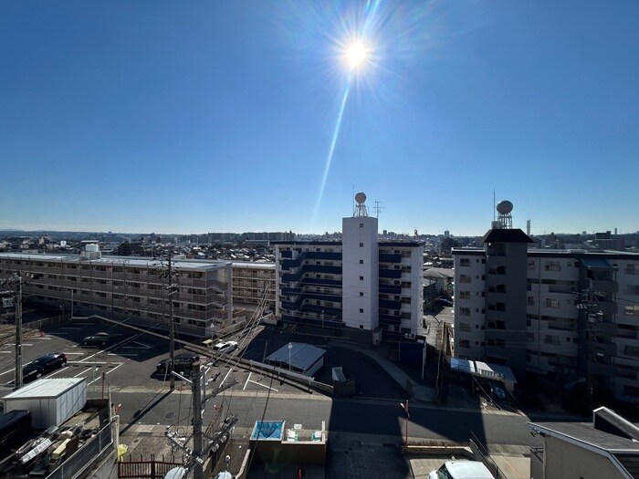 物件内観写真16　(室内からの展望)