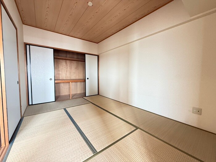 物件内観写真16　(居室)