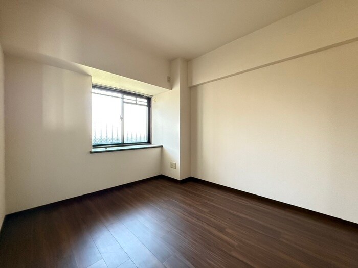 物件内観写真18　(居室)