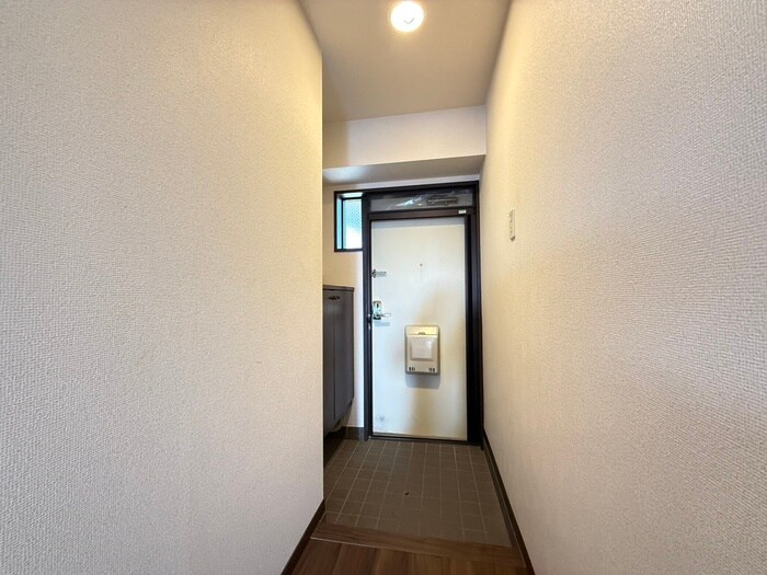 物件内観写真20　(玄関)