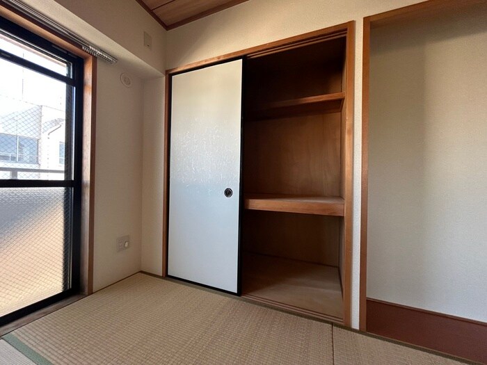 物件内観写真22　(収納)