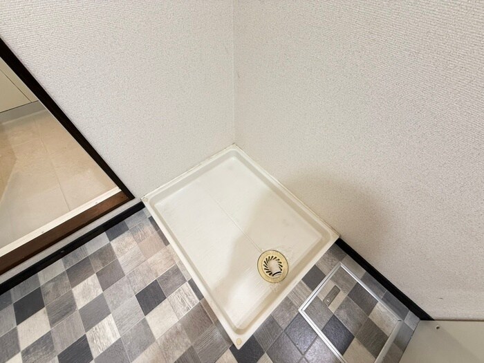 物件内観写真22　(洗濯機置場)