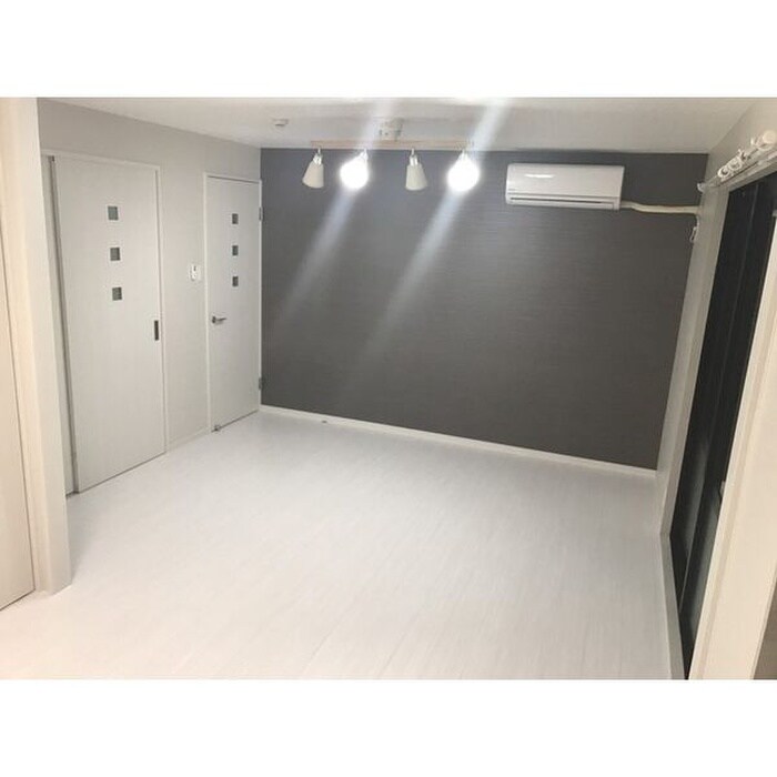 物件内観写真4　(内観写真)