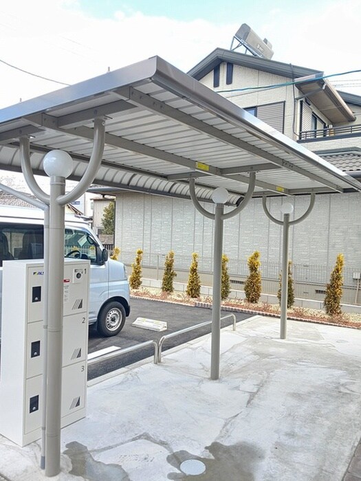 物件外観写真3　(駐輪場)