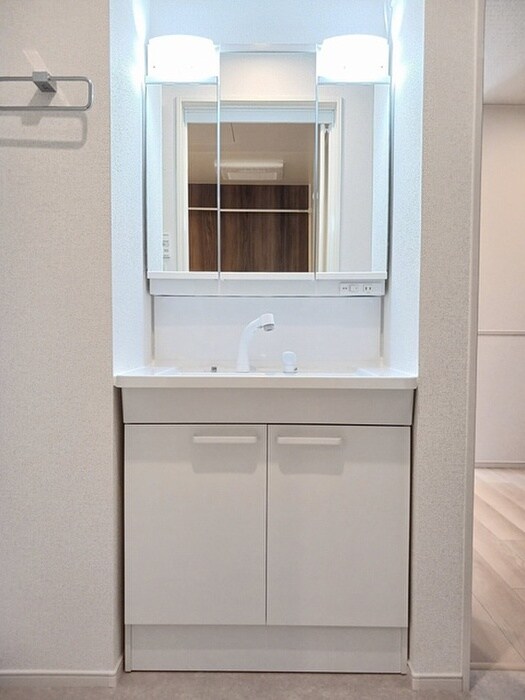 物件内観写真10　(洗面)