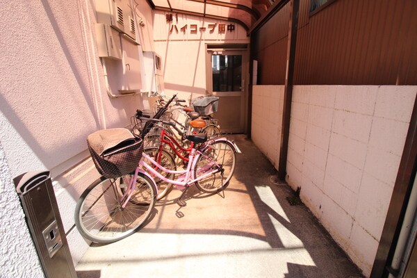 駐輪場