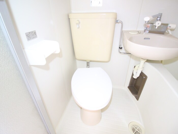 物件内観写真14　(トイレ)