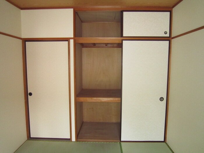 物件内観写真15　(収納)