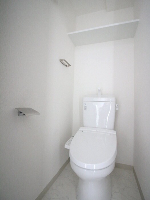 物件内観写真14　(トイレ)