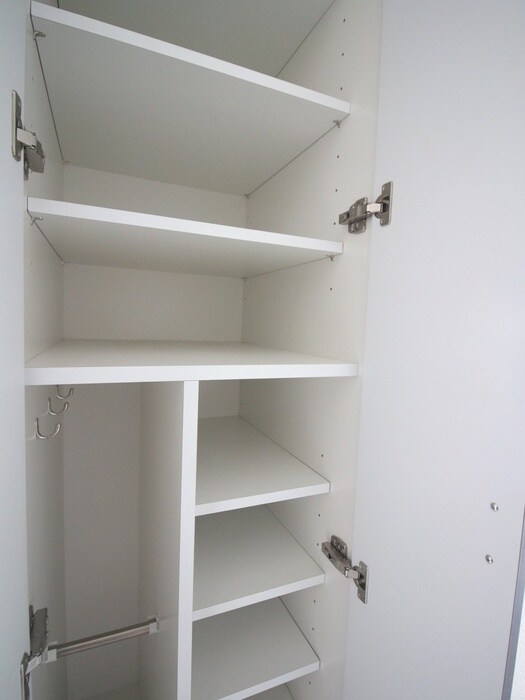 物件内観写真22　(収納)