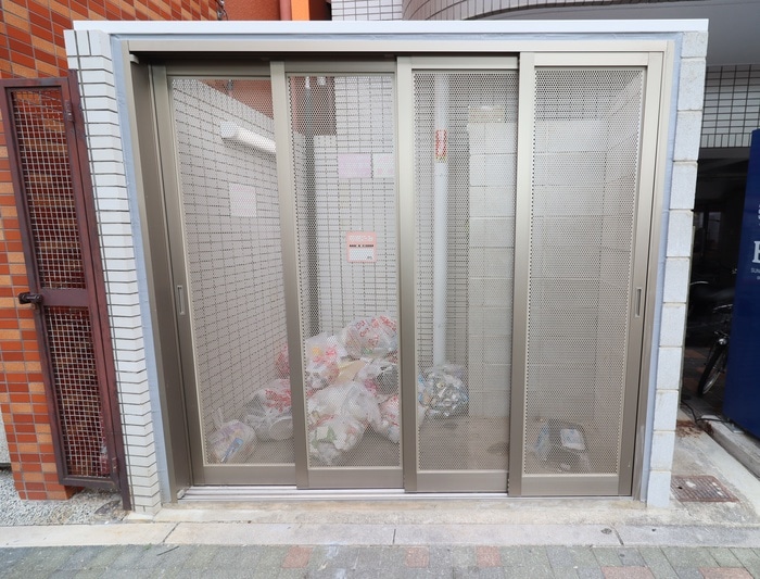 物件外観写真4　(建物設備)