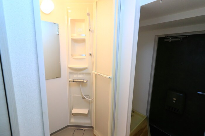 物件内観写真12　(バス／シャワールーム等)