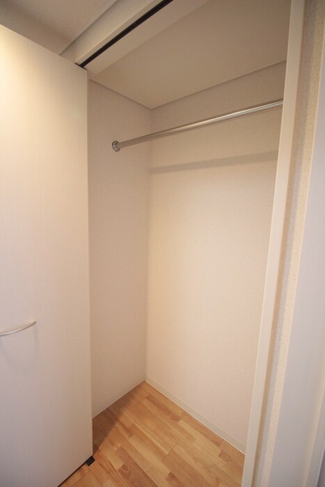 物件内観写真14　(収納)