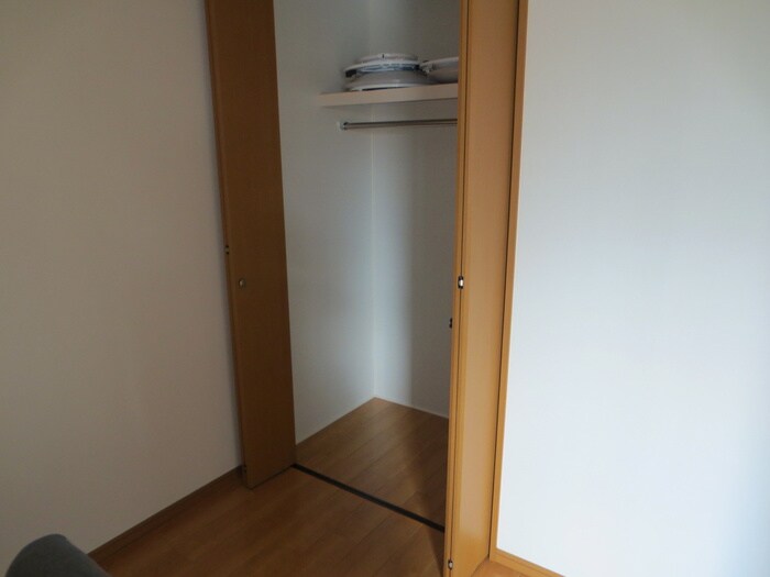 物件内観写真11　(収納)