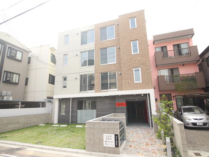 物件外観写真1　(外観写真)