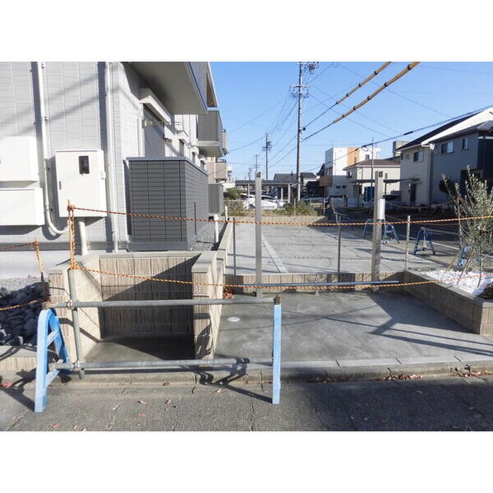 物件外観写真4　(建物設備)