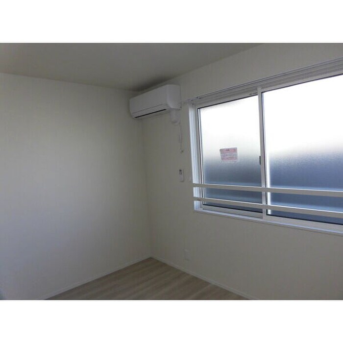 物件内観写真10　(内観写真)