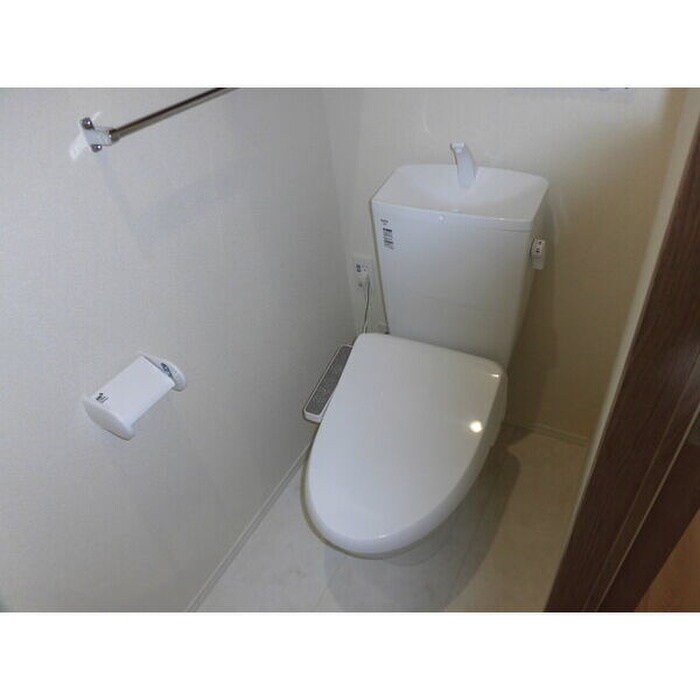 物件内観写真12　(トイレ)