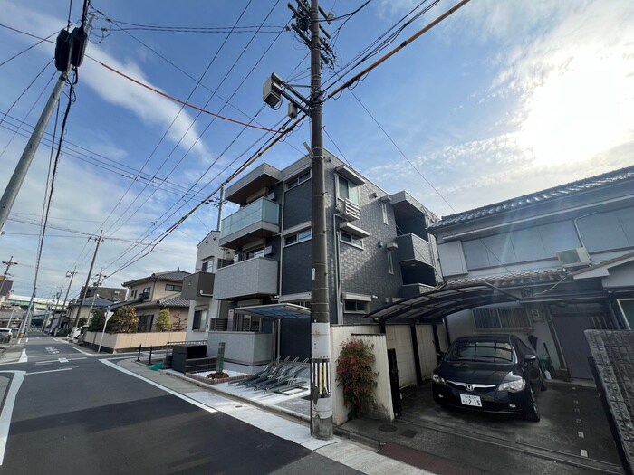 物件外観写真2　(外観写真)