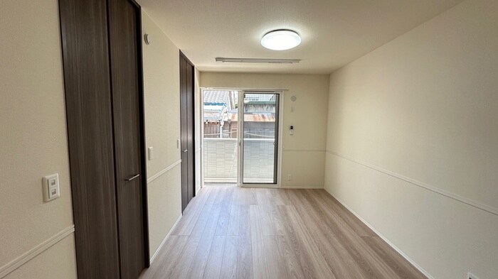 物件内観写真8　(居室)